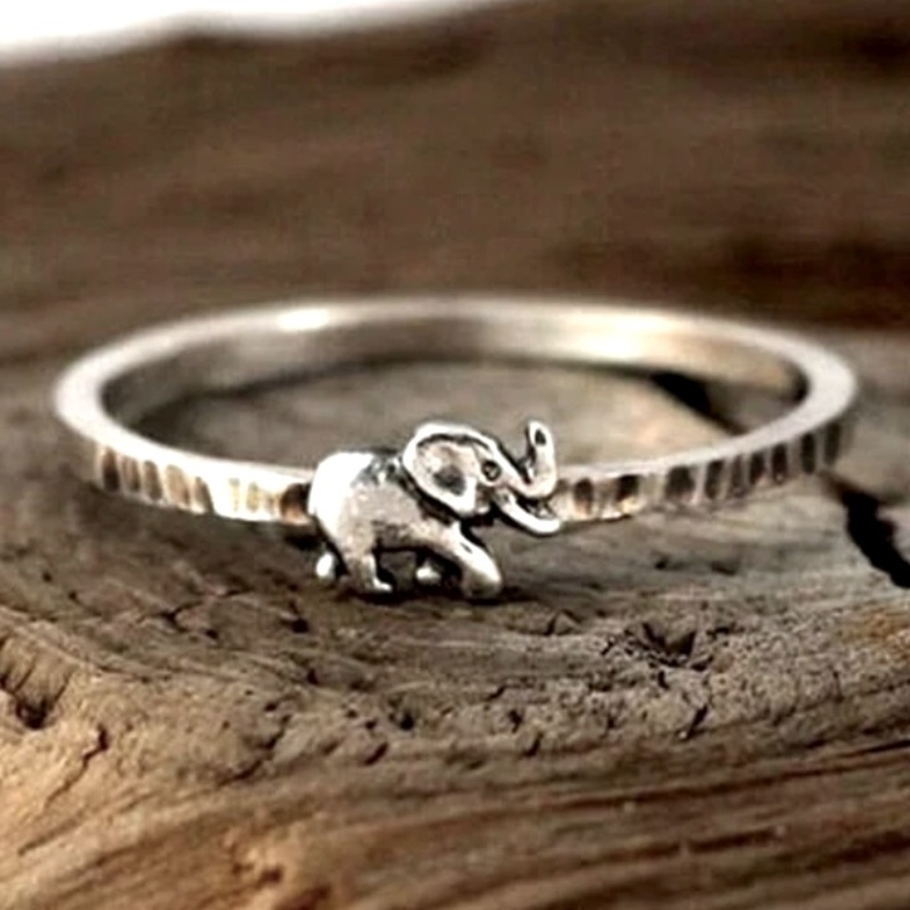 Silver Elephant Ring